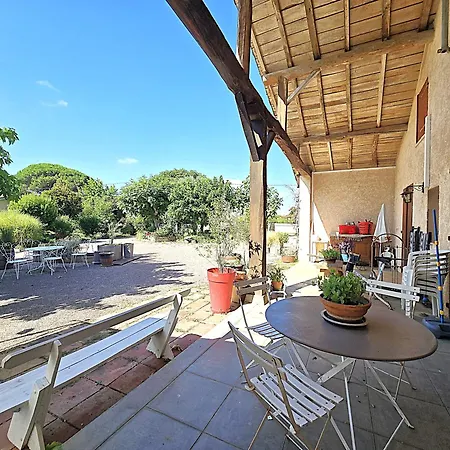 Belle Maison Mas Grenier - 14 Personnes - 11 Lits - Piscine Privee - Grand Jardin - Jeux Enfants - Parking Gratuit Sur Place