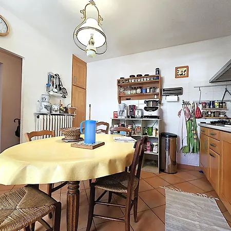 Casa de Férias Belle Maison Mas Grenier - 14 Personnes - 11 Lits - Piscine Privee - Grand Jardin - Jeux Enfants - Parking Gratuit Sur Place *