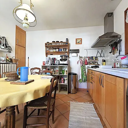 Belle Maison Mas Grenier - 14 Personnes - 11 Lits - Piscine Privee - Grand Jardin - Jeux Enfants - Parking Gratuit Sur Place Casa de Férias *