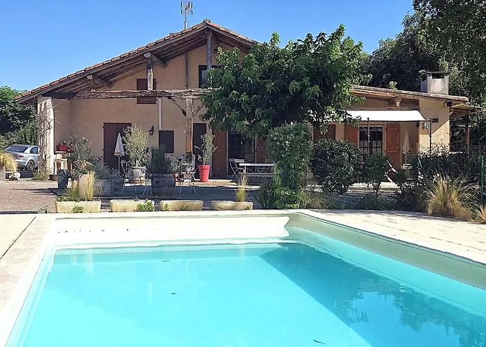 Belle Maison Mas Grenier - 14 Personnes - 11 Lits - Piscine Privee - Grand Jardin - Jeux Enfants - Parking Gratuit Sur Place *