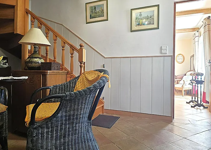 Belle Maison Mas Grenier - 14 Personnes - 11 Lits - Piscine Privee - Grand Jardin - Jeux Enfants - Parking Gratuit Sur Place *