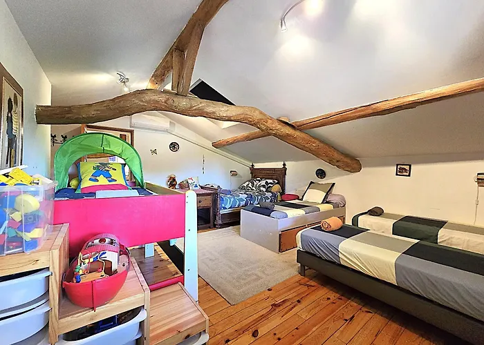 Belle Maison Mas Grenier - 14 Personnes - 11 Lits - Piscine Privee - Grand Jardin - Jeux Enfants - Parking Gratuit Sur Place * Mas-Grenier