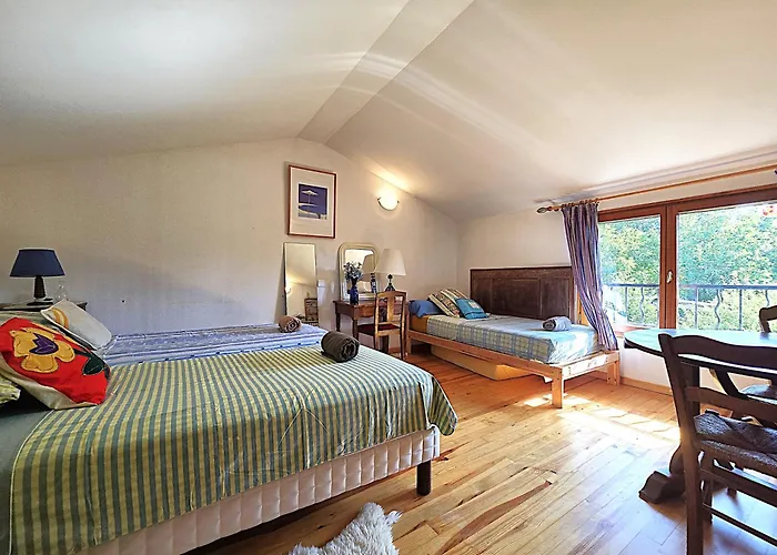 Σπίτι διακοπών Belle Maison Mas Grenier - 14 Personnes - 11 Lits - Piscine Privee - Grand Jardin - Jeux Enfants - Parking Gratuit Sur Place