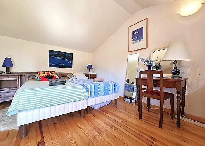 Belle Maison Mas Grenier - 14 Personnes - 11 Lits - Piscine Privee - Grand Jardin - Jeux Enfants - Parking Gratuit Sur Place * Mas-Grenier